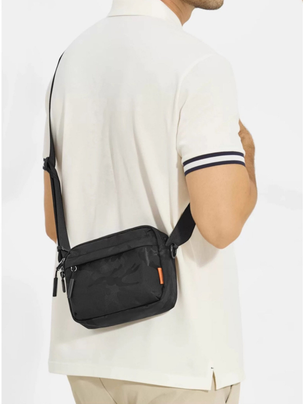 Muška crossbody torba — Najlon, Kamuflaža, Gradska jednostavnost, Poliester podstava, Zimska sezona 2025