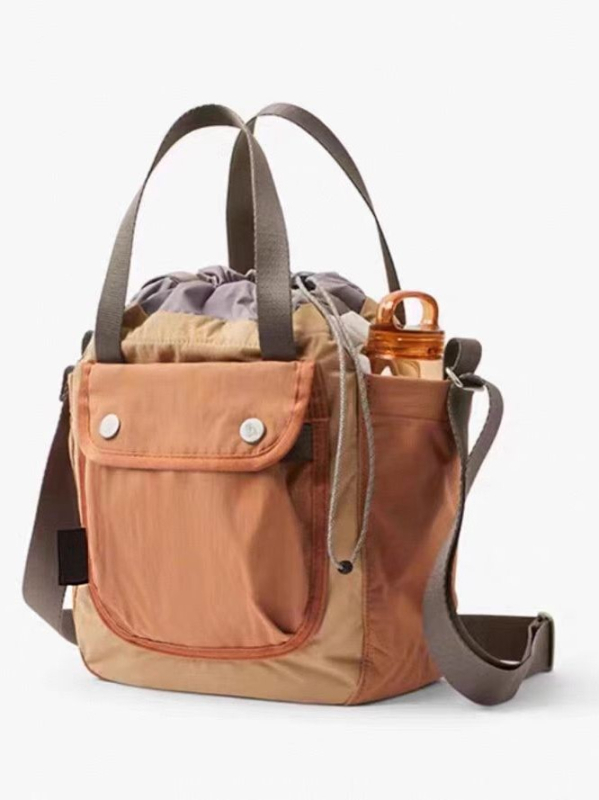 Muška crossbody bucket torba – Nylon, ultra lagana, proljeće 2025