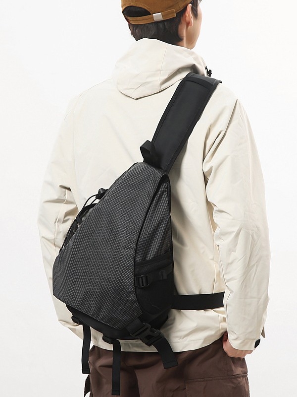 Muška crossbody torba za putovanje — vodootporna, ultra lagana, otporna na habanje, proširiva, od tkanine Oxford