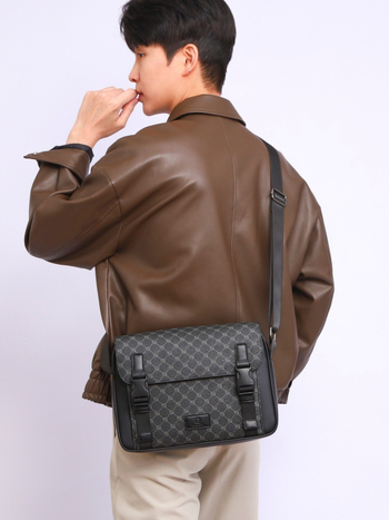 Muška crossbody torba s kariranim uzorkom, višenamjenska, vodootporna, zaštita od krađe, protuzemljosna, PU materijal, podstava od poliestera - Green Grassland