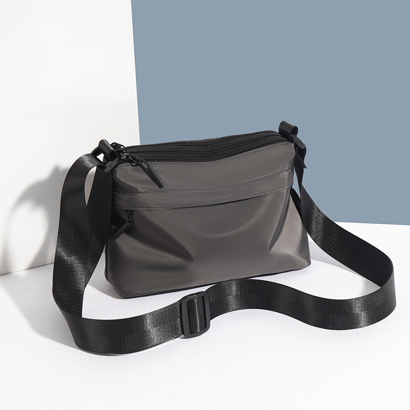 Muška crossbody torba – gradska jednostavnost, Oxford tkanina, vodootporna i otporna na habanje, pogodno za 8-inčni prijenosnik, jesen 2025