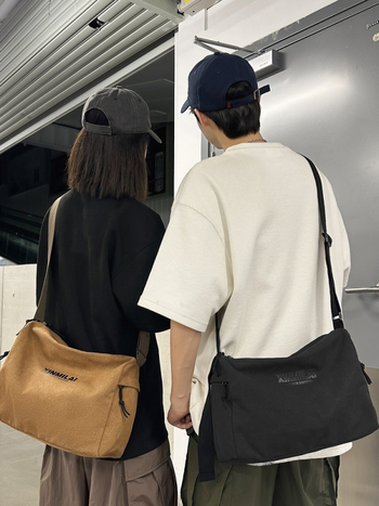 Muška crossbody torba za putovanje, stil Leisure Travel, materijal Oxford platna, vodootporna i otporna na habanje, podstava poliester
