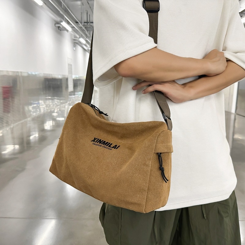 Muška crossbody torba za putovanje, stil Leisure Travel, materijal Oxford platna, vodootporna i otporna na habanje, podstava poliester