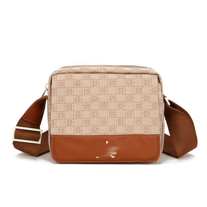 Muška PU crossbody torba – vodootporna, ultra lagana, antibakterijska; uzorak s motivom znakova; podstava poliester; može primiti 10-inčni laptop