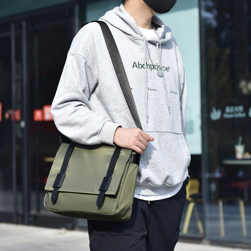 Muška crossbody torba od Oxford materijala, vodootporna, otporna na habanje, ultra lagana, za 14-inčni prijenosnik