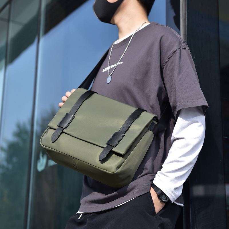 Muška crossbody torba od Oxford materijala, vodootporna, otporna na habanje, ultra lagana, za 14-inčni prijenosnik
