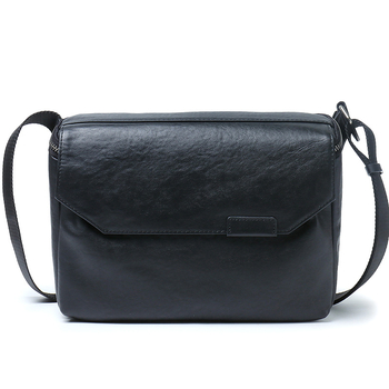 Muška kožna messenger torba, gradski minimalistički stil, koža prvog sloja, otporna na habanje, podstava od poliestera i pamuka