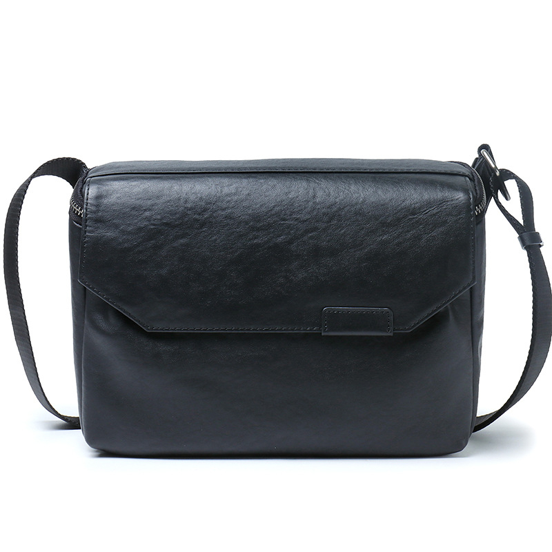 Muška kožna messenger torba, gradski minimalistički stil, koža prvog sloja, otporna na habanje, podstava od poliestera i pamuka