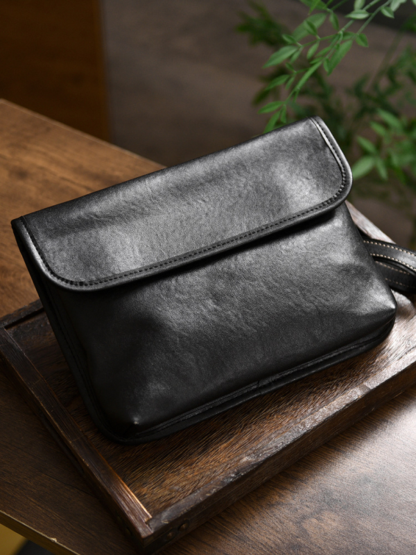Muška crossbody torbica od prave kože, gradski minimalistički stil, podstava od teleće kože