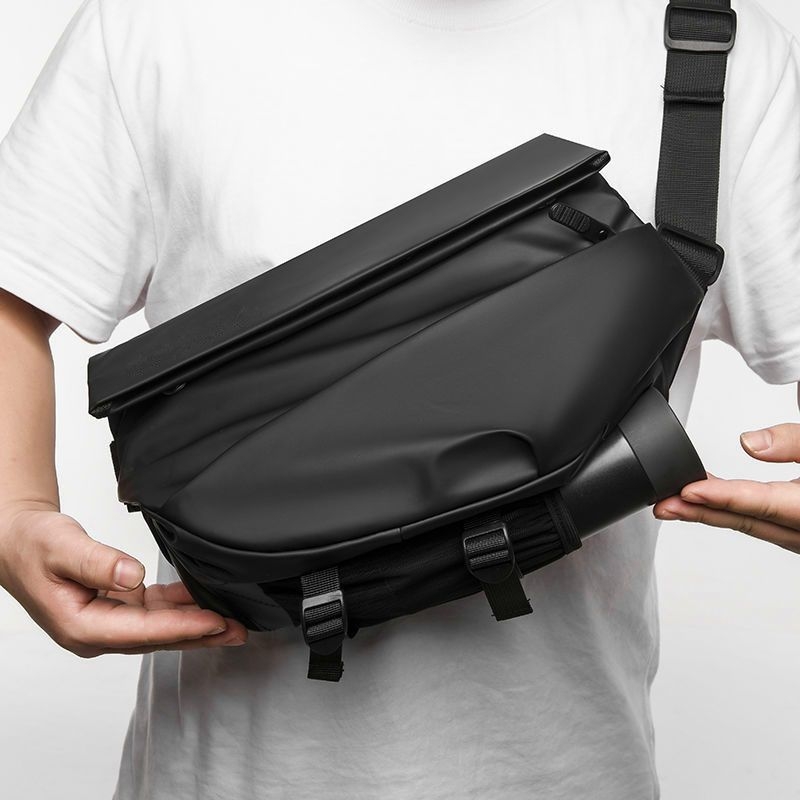 Muška crossbody torba, ulični stil, vodootporna, podstava od poliestera, za svakodnevnu uporabu