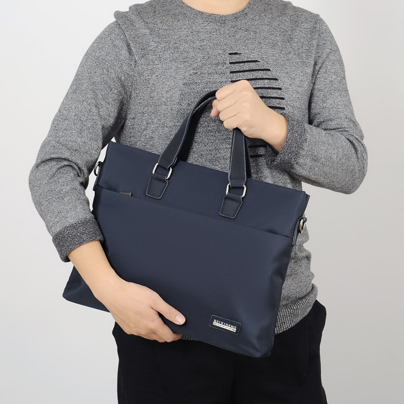 Muška torba od Oxford platna — Infenio, Model 1126-3, Stil poslovnog putovanja