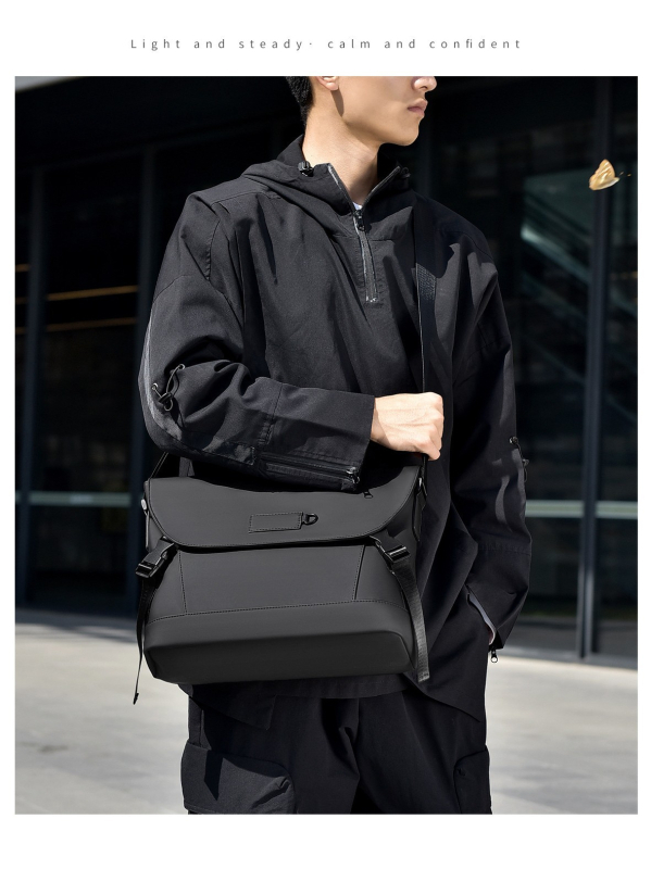 Muška crossbody torba u ulicnom stilu, s velikim unutarnjim odjeljkom, vodootporan Oxford materijal, prozračna podstava od poliestera
