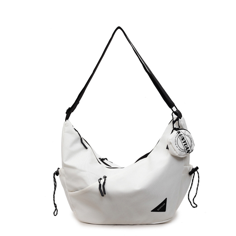 Muška crossbody torba, gradski stil, najlon, prozračna i ultra lagana, podstava od poliesteru