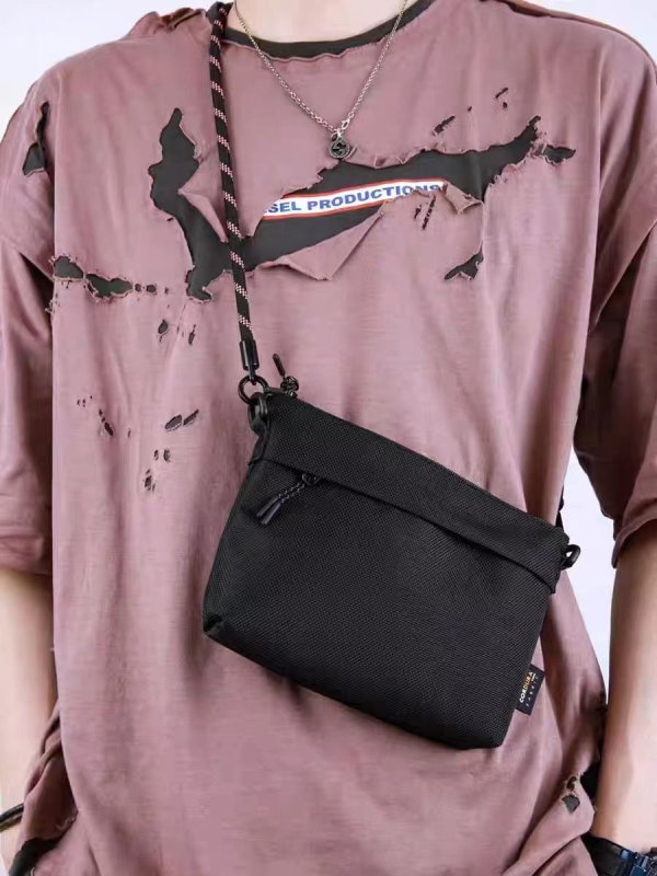 Muška crossbody torba – gradski stil, Oxford platno, prozračna podstava od poliester, proljeće 2025, svakodnevna upotreba