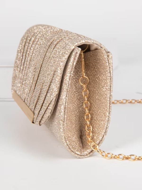 Mini horizontalno kvadratna clutch torbica s magnetskom kopčom, sintetička vlakna, poliester podstava, unutarnji pretinac za telefon i osobnu iskaznicu