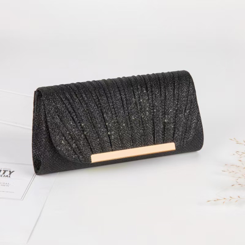Mini horizontalno kvadratna clutch torbica s magnetskom kopčom, sintetička vlakna, poliester podstava, unutarnji pretinac za telefon i osobnu iskaznicu