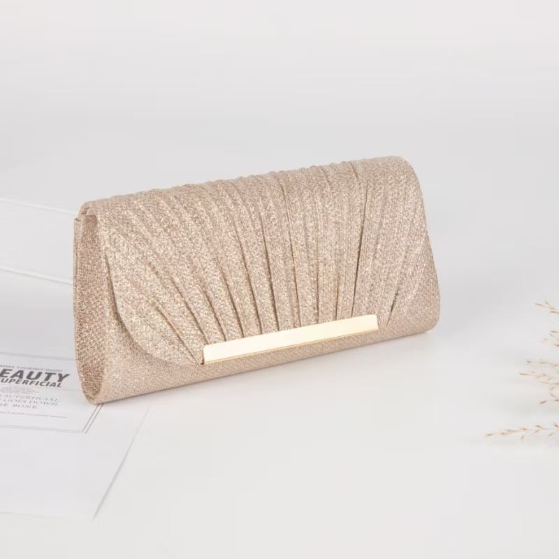 Mini horizontalno kvadratna clutch torbica s magnetskom kopčom, sintetička vlakna, poliester podstava, unutarnji pretinac za telefon i osobnu iskaznicu