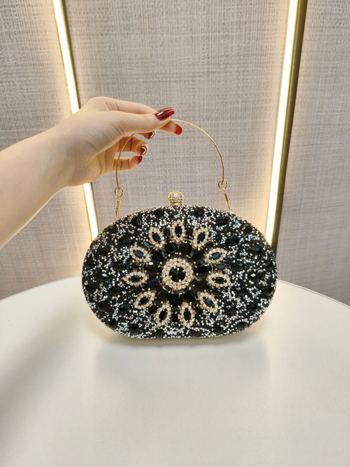 Crossbody estélyes clutch táska, Box-stílus, ovális alak, poliészter, nyitott zárás, belső zsebek telefonra és személyi igazolványra, merev kivitel, 2025 tavasz