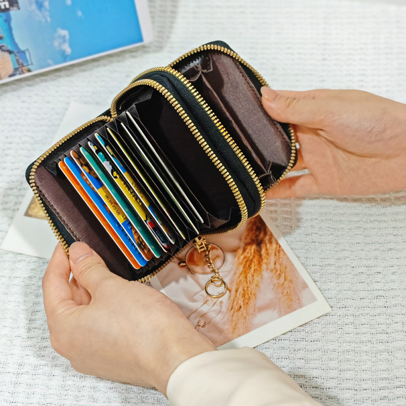 Portofel pentru carduri femei - Piele PU; Model cu albinuță; Stil de afaceri pentru naveta zilnică; Căptușeală PU; Spațiu pentru carduri