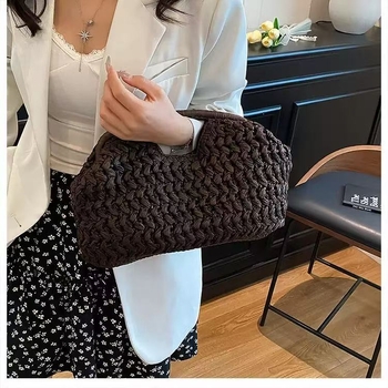 Slamnata clutch torba za plažu i putovanja — urbani minimalistički stil, proljeće 2025, podstava poliester