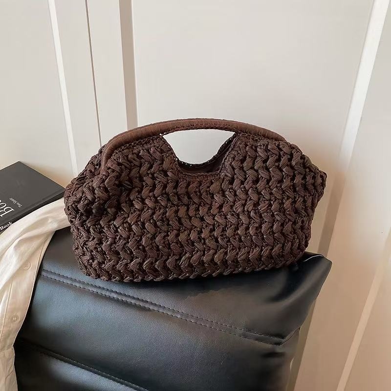 Slamnata clutch torba za plažu i putovanja — urbani minimalistički stil, proljeće 2025, podstava poliester