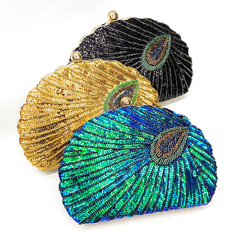 Geantă în formă de scoică, stil chinezesc, lucrată manual cu paiete, închidere cu lacăt, poliester, compartimente pentru telefon și pentru card de identificare