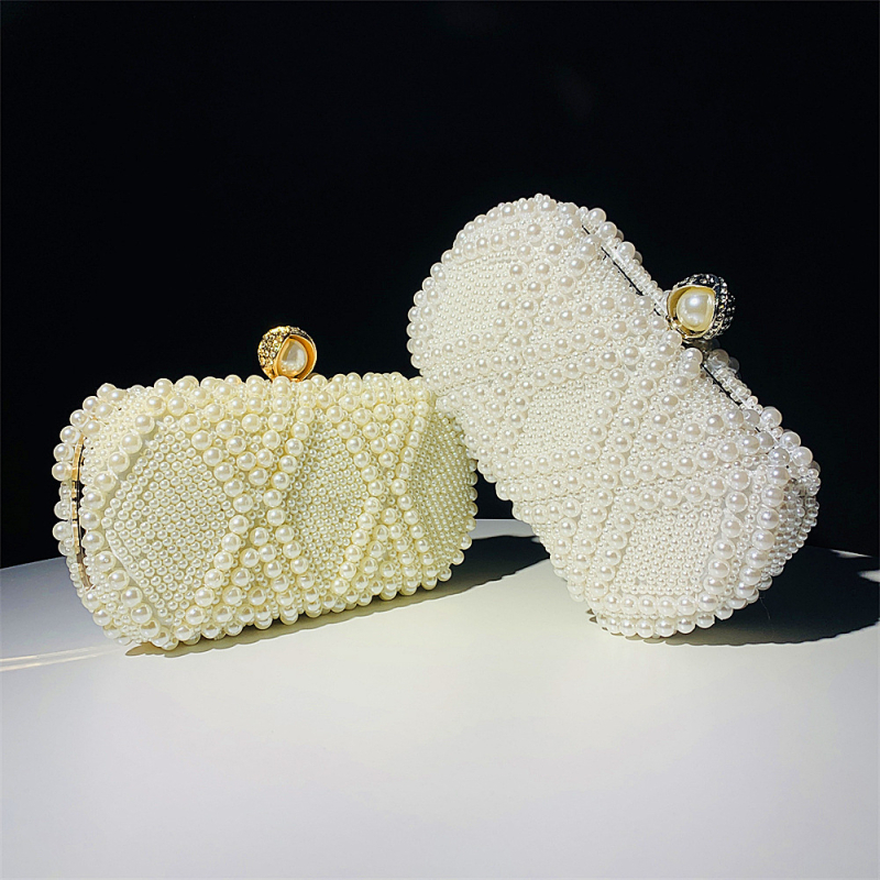 Clutch od perli, ručna izrada, horizontalni kvadratni oblik, zaključavanje, poliester podstava
