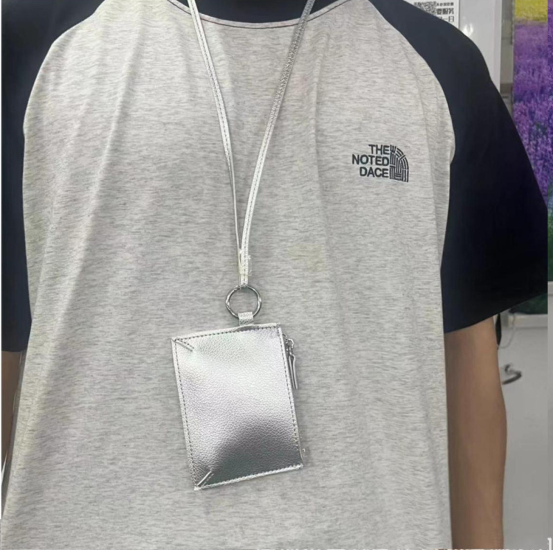 Držač kartica za vrat sa zipom i džepom za novac – PU materijal, unisex, bez podstave, svakodnevna upotreba