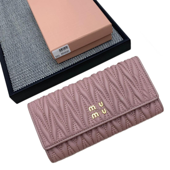 Γυναικείο πορτοφόλι από γνήσιο δέρμα με πλισέ σχέδιο και διπλωτό σχεδιασμό, υφή μαλλιού προβάτων, μεγάλος χώρος για πολλές κάρτες, φρέσκο και γλυκό στυλ.
