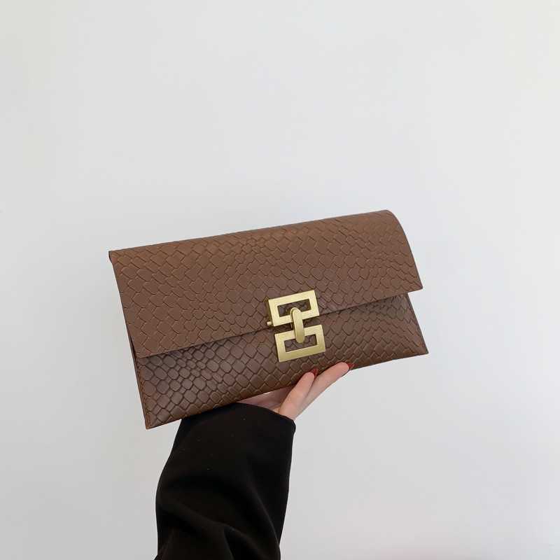 Clutch torba s uličnim stilom, PU materijal, mali kvadratni oblik, magnetsko zatvaranje, džep za telefon, poliester podstava
