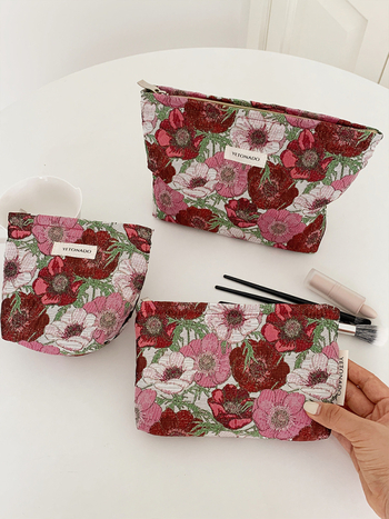 Καλλυντική τσάντα – φλοράλ ζακάρ, πολυεστέρας, επένδυση από καμβά, γυναικεία clutch