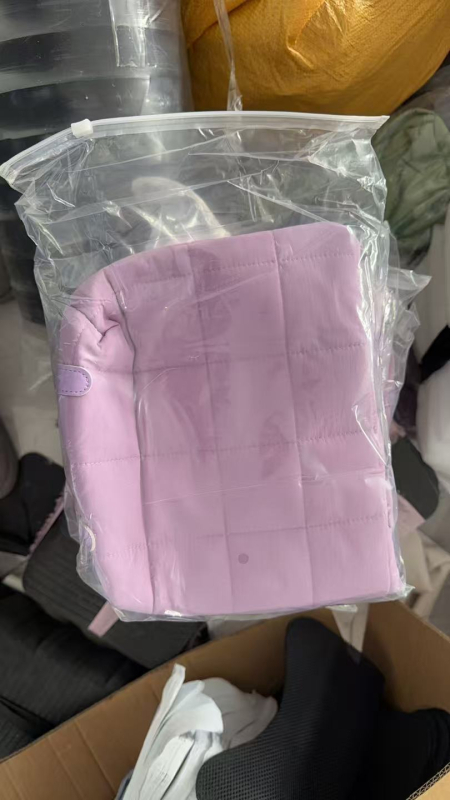 Dama quiltirana crossbody torba, puh izgled, svakodnevna torba za rameno s podesivim remenom, dijamantno šivanje