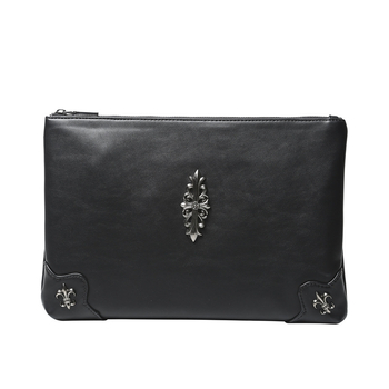 Muški PU clutch s rivet detaljima, lagan i izdržljiv, pogodan za 10-inčni prijenosnik, poliester podstava