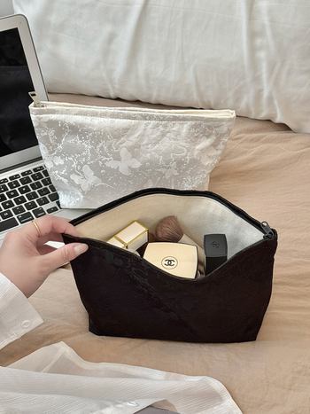 Ženska kozmetička torbica, životinjski jacquard uzorak, velika zapremina, poliesterska konstrukcija s podstavom od poliestera, Leermoo, proljeće 2025, prozračna i ugodna za putovanja