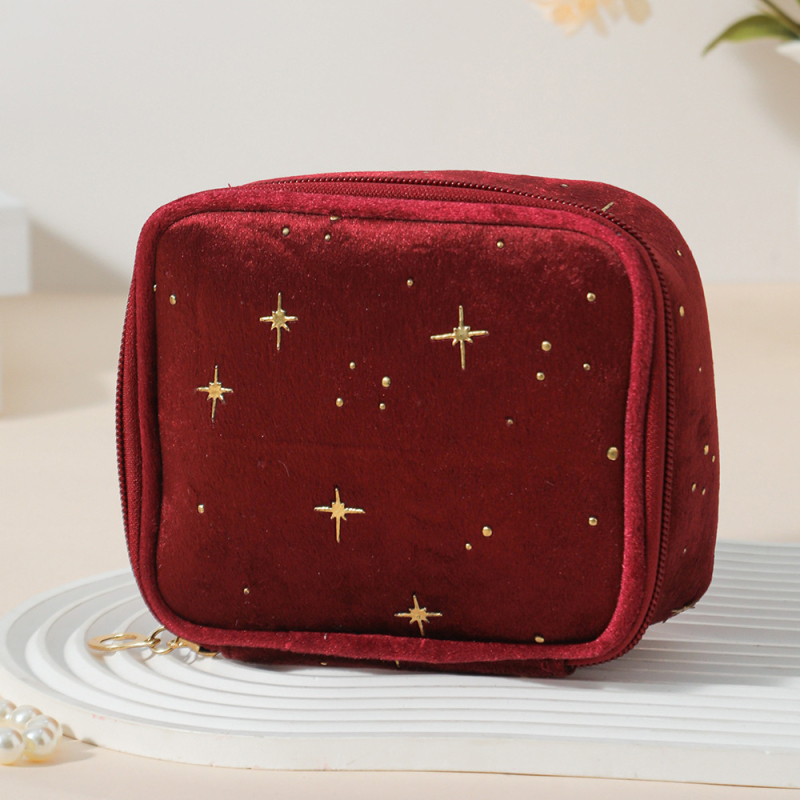 Τσαντάκι καλλυντικών σε σχήμα κοριτσιού, βελούδινο εξωτερικό, γεωμετρικό μοτίβο, επένδυση από πολυεστέρα, κλείσιμο με φερμουάρ, βάρος 52 g (Βελούδινο εξωτερικό; Γεωμετρικό μοτίβο; Πολυεστερική επένδυση; Φερμουάρ; Βάρος 52 g)