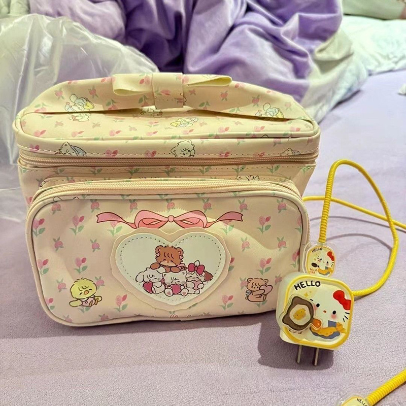 Geantă cosmetică portabilă, design pătrat, material PU, model anime, căptușeală poliester, funcție de extindere, marcă Xinding Luggage