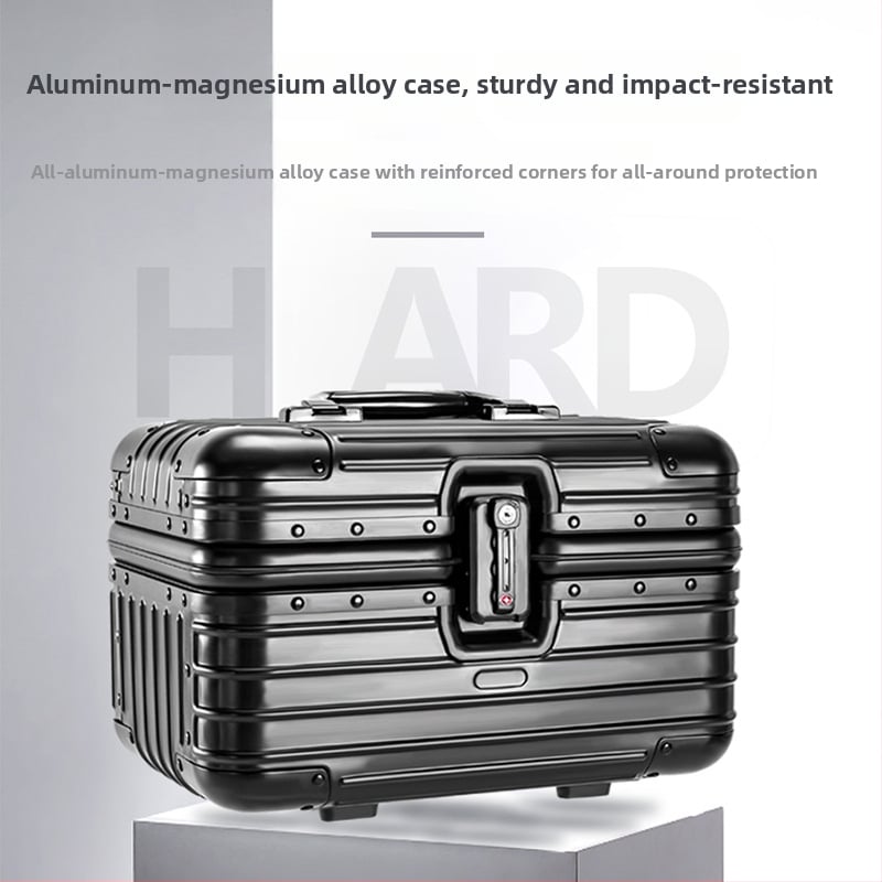 Ceļojumu koferis no alumīnija sakausējuma, TSA kombinētais bloķēšanas mehānisms, lidmašīnas tipa riteņi, ārkārtīgi viegls, iekšējā neilona apdare, svars apmēram 2 kg