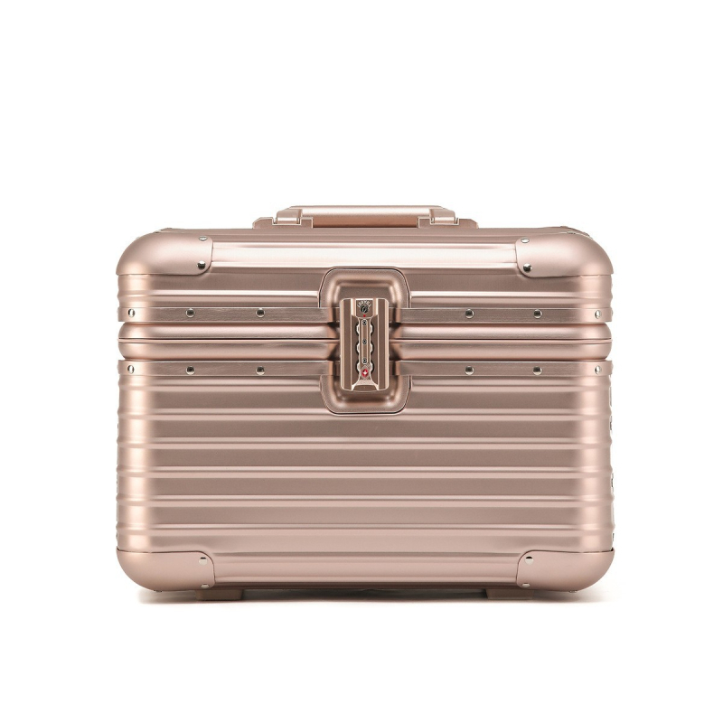 Ceļojumu koferis no alumīnija sakausējuma, TSA kombinētais bloķēšanas mehānisms, lidmašīnas tipa riteņi, ārkārtīgi viegls, iekšējā neilona apdare, svars apmēram 2 kg