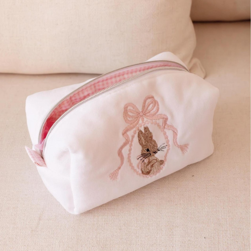 Geantă de machiaj cu model de personaj, exterior din bumbac, căptușeală din poliester, stil proaspăt și drăguț, vara 2024