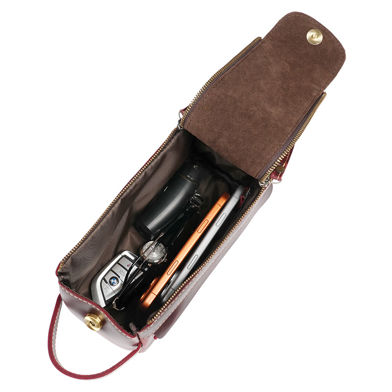 Clutch torba od kože prve sloje, podstava od poliester materijala, proširiva kapacitet, višestruka pohrana kozmetike