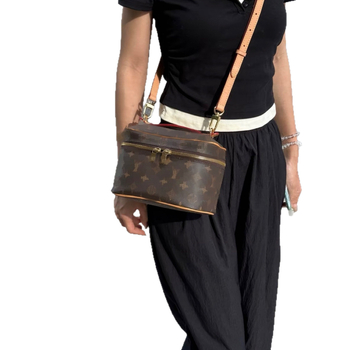 Női valódi bőr kozmetikai táska cipzárral, betű mintával, crossbody/válltáska, nagy kapacitás, 800 g