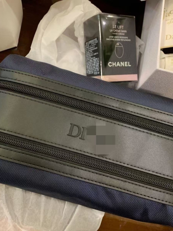 Dijia Wilderness sorozat dupla cipzáras neszesszer, nagy kapacitású, PU anyag, nylon bélés, uniszex, vízálló