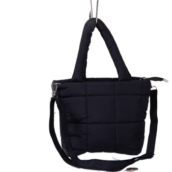 Válltáska quilted dizájnnal, nylon anyagból, cipzáras zárás, vízálló, könnyű, bővíthető kapacitással