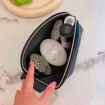 Gențiță cosmetică din piele PU, model litere, impermeabilă și foarte ușoară, căptușeală din poliester