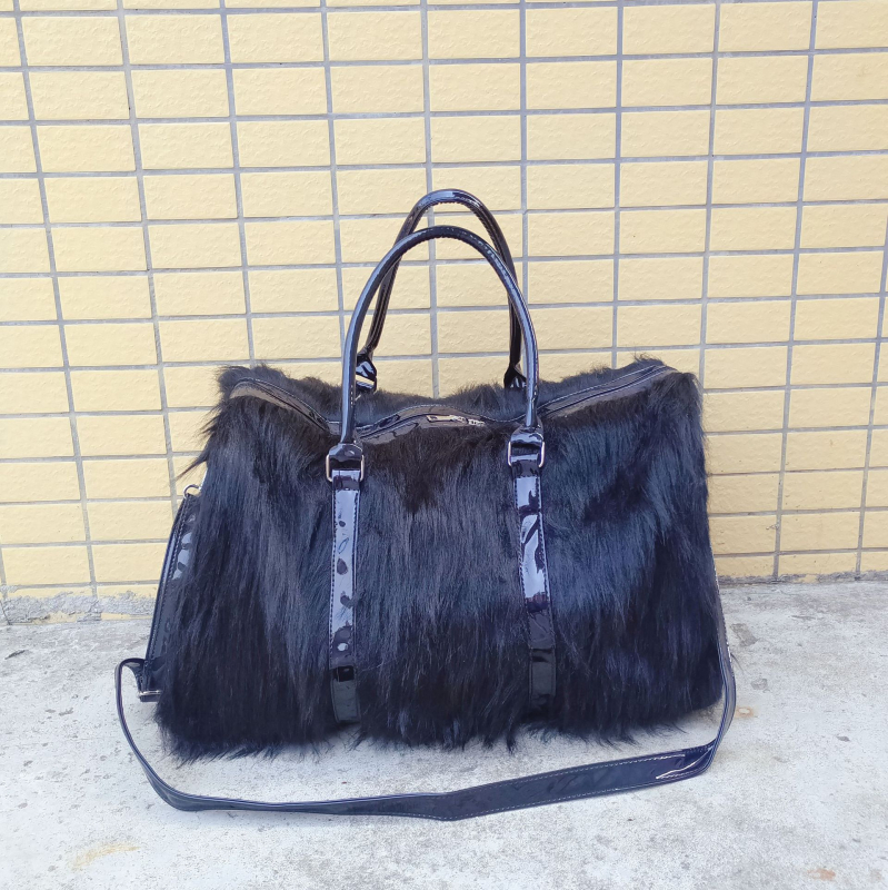Putna torba 56-75L kapacitet, poliester materijal, otporna na habanje i proširiva, unisex, podstava od poliestera