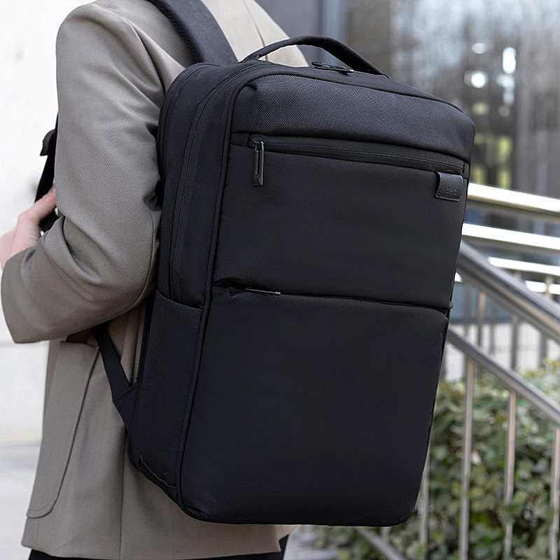Muški poslovni ruksak od Oxford materijala, kapacitet 20–35 L, zaštita kralježnice, zakrivljene naramenice, za poslovna putovanja