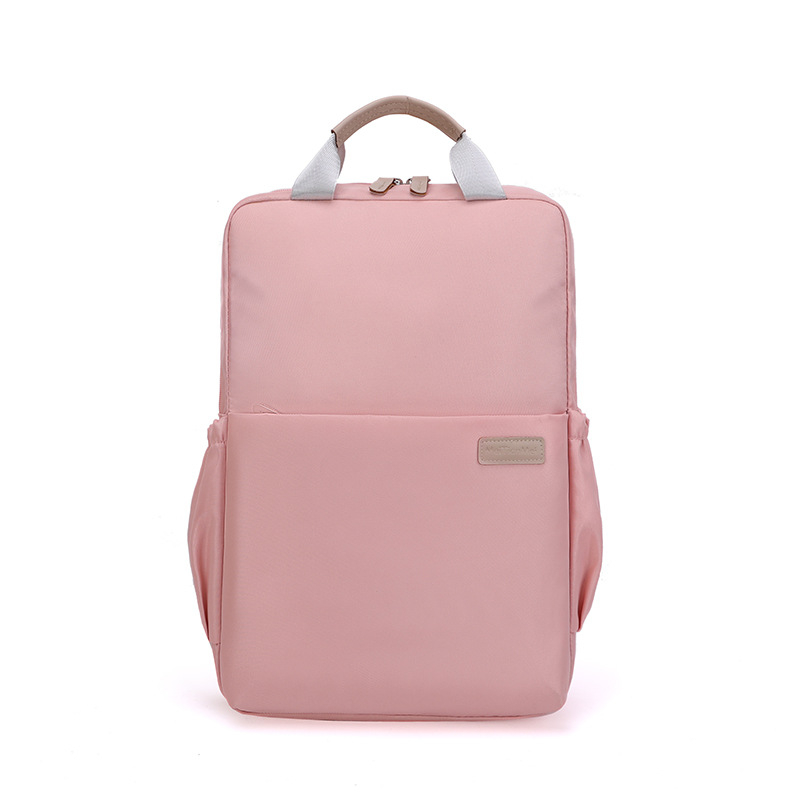 Unisex gradski ruksak, prozračni visokohustotni poliester, kapacitet 20–35L, zakrivljeni ramenski pojas