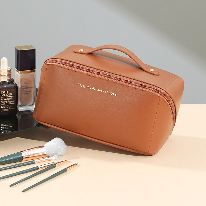 Make-up torbica Passeth – PU materijal, torba na ruku, višenamjenska, s velikim kapacitetom za putovanje