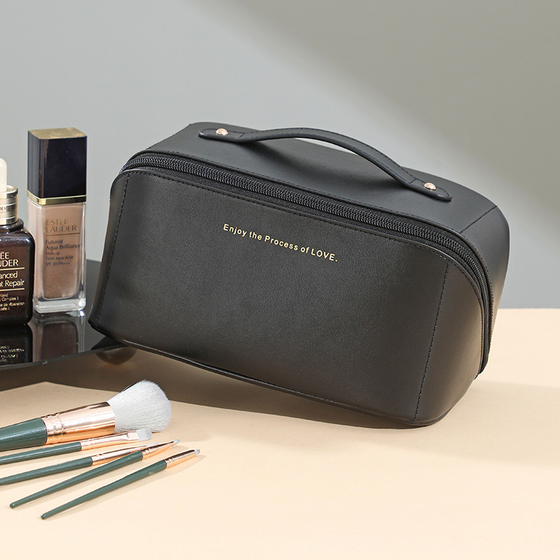 Make-up torbica Passeth – PU materijal, torba na ruku, višenamjenska, s velikim kapacitetom za putovanje