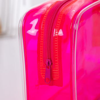 PVC kocka alakú kozmetikai és tisztálkodási táska – vízálló, átlátszó, nagy kapacitású, utazásra kész